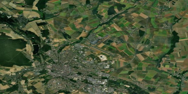 Satellitenbild Paris Beauvais Tillé Airport
