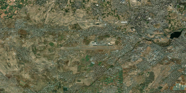 Satellitenbild Zvartnots International Airport