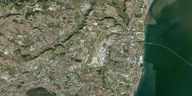 Satellitenbild Lisbon Portela Airport